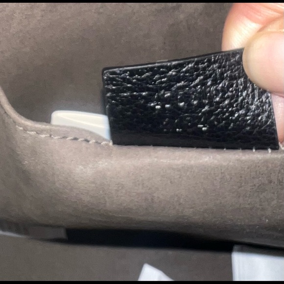 Gucci Logo Stripe Pouch - Picture 5 of 6